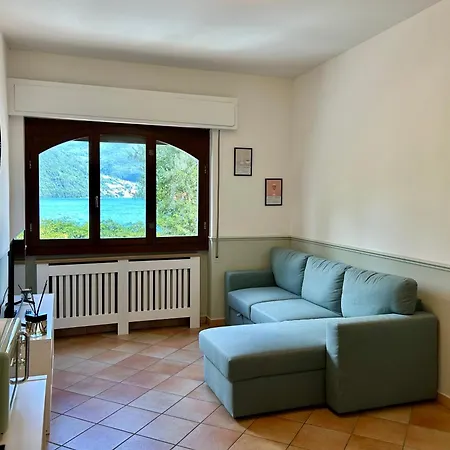Chleo In * Argegno